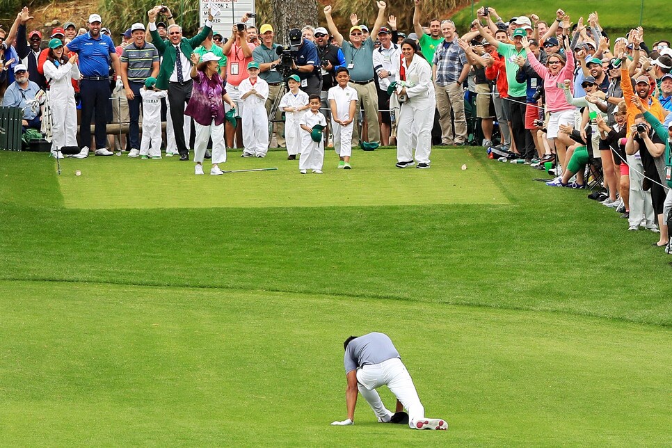 Tony-Finau-2018-Masters-Par-3-Contest.jpg