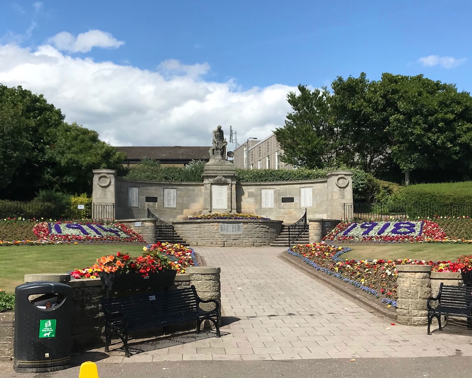 carnoustie-war-memorial.jpg