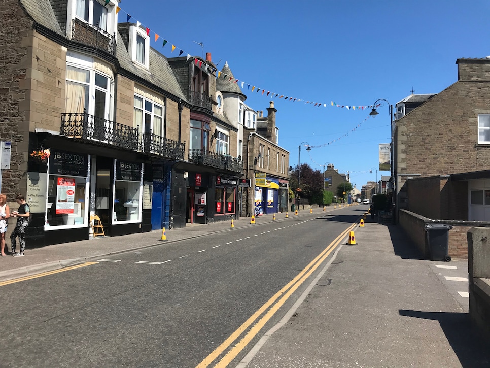 carnoustie-dundee-street.jpg