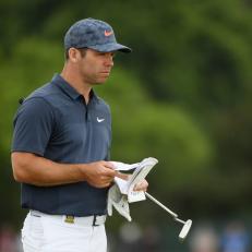 during the second round of the 2018 U.S. Open at Shinnecock Hills Golf Club on June 15, 2018 in Southampton, New York.