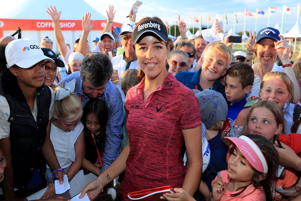 georgia-hall-womens-british-open-2018-fans.jpg