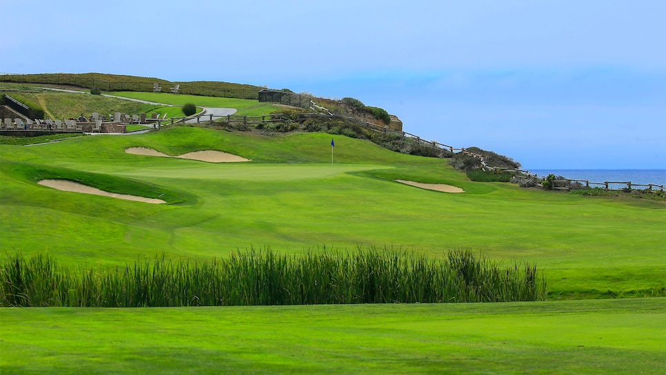 Half-Moon-Bay-18th-Hole.jpg