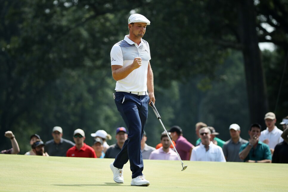 bryson-dechambeau-northern-trust-2018-sunday-putting-first-hole.jpg