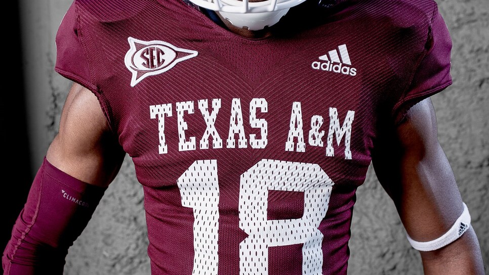 Texas dons throwback uniforms against Kansas