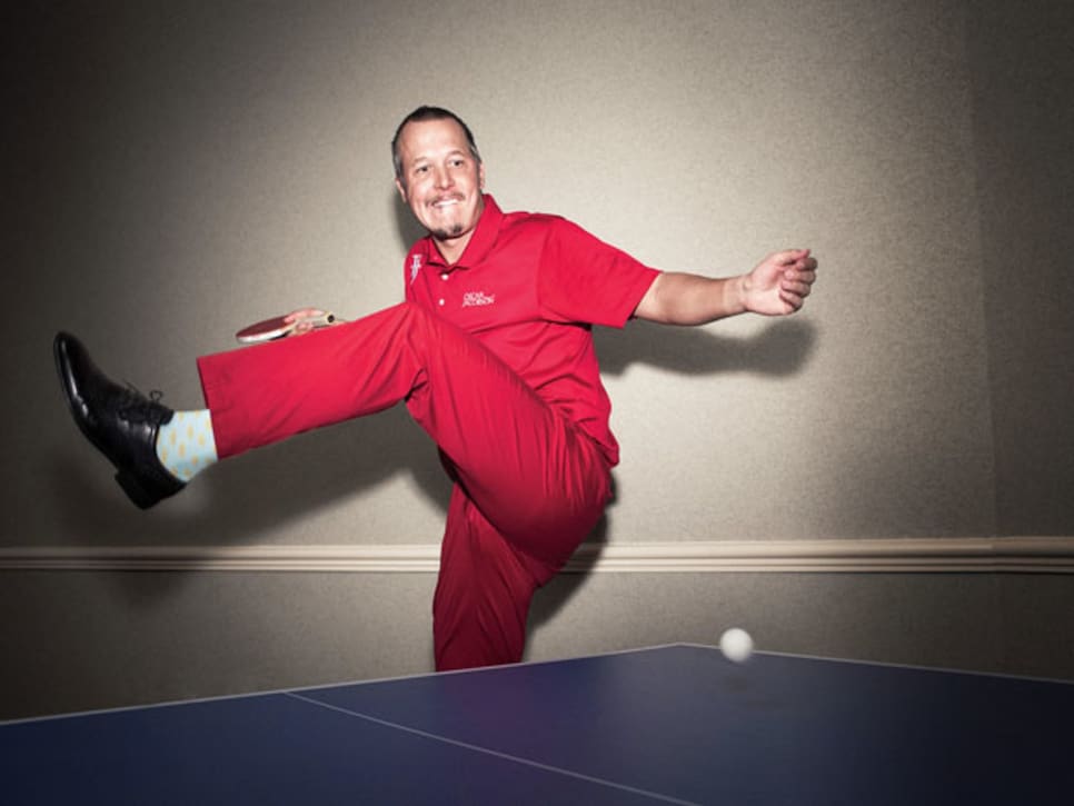 golfworld-2013-12-gwar01-table-tennis.jpg