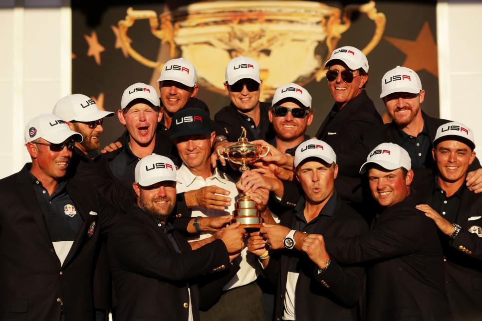 ryder-cup-moments-2016-us-team-win.jpg