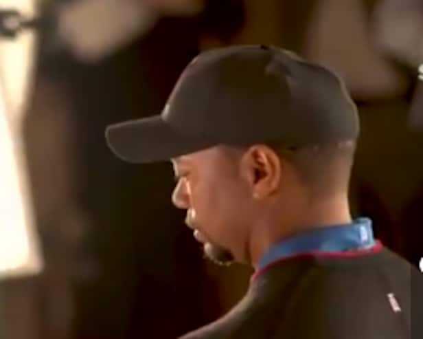 tiger woods watches video