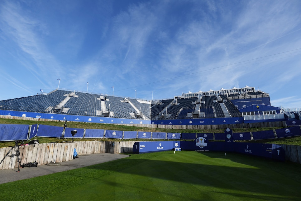 first-tee-grandstand-ryder-cup-front-2018-le-golf-national.jpg