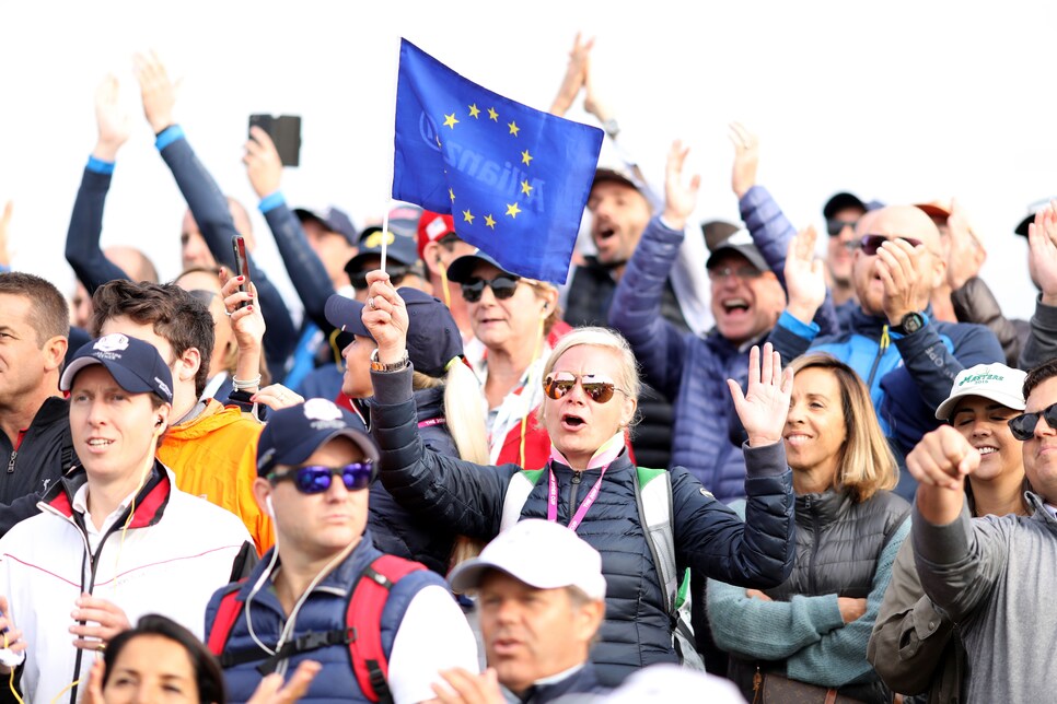 ryder-cup-fans-europeans.jpg