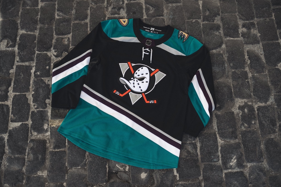 Photos: Reviewing the NHL's 2018 third jerseys - Sports Illustrated