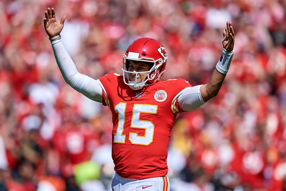 181005-patrick-mahomes.jpg