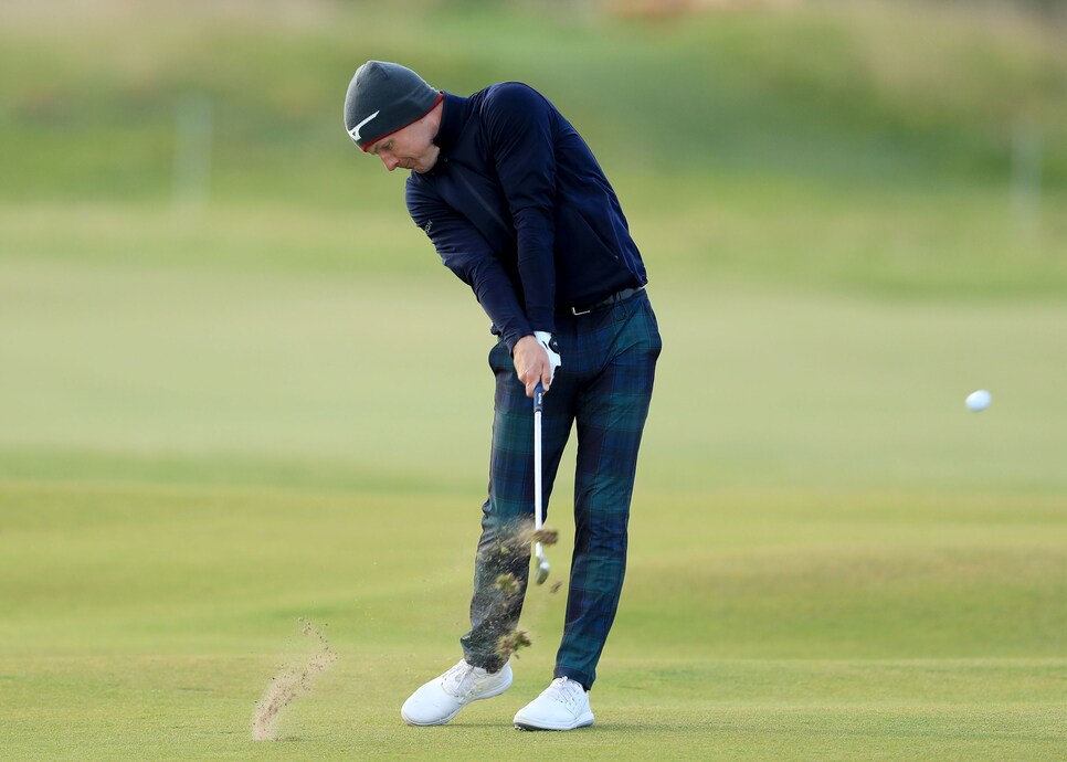 luke-donald-dunhill-links-2018-swinging.jpg