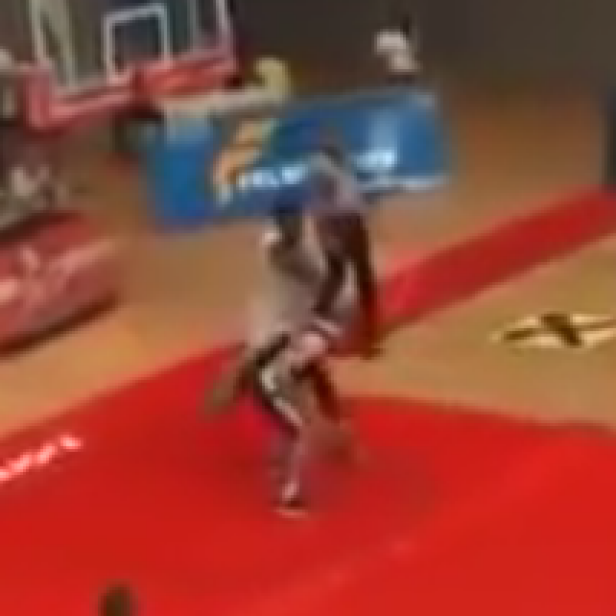American Basketball Player Gets Kicked Off Austrian Team For Brutal Sucker Punch This Is The 