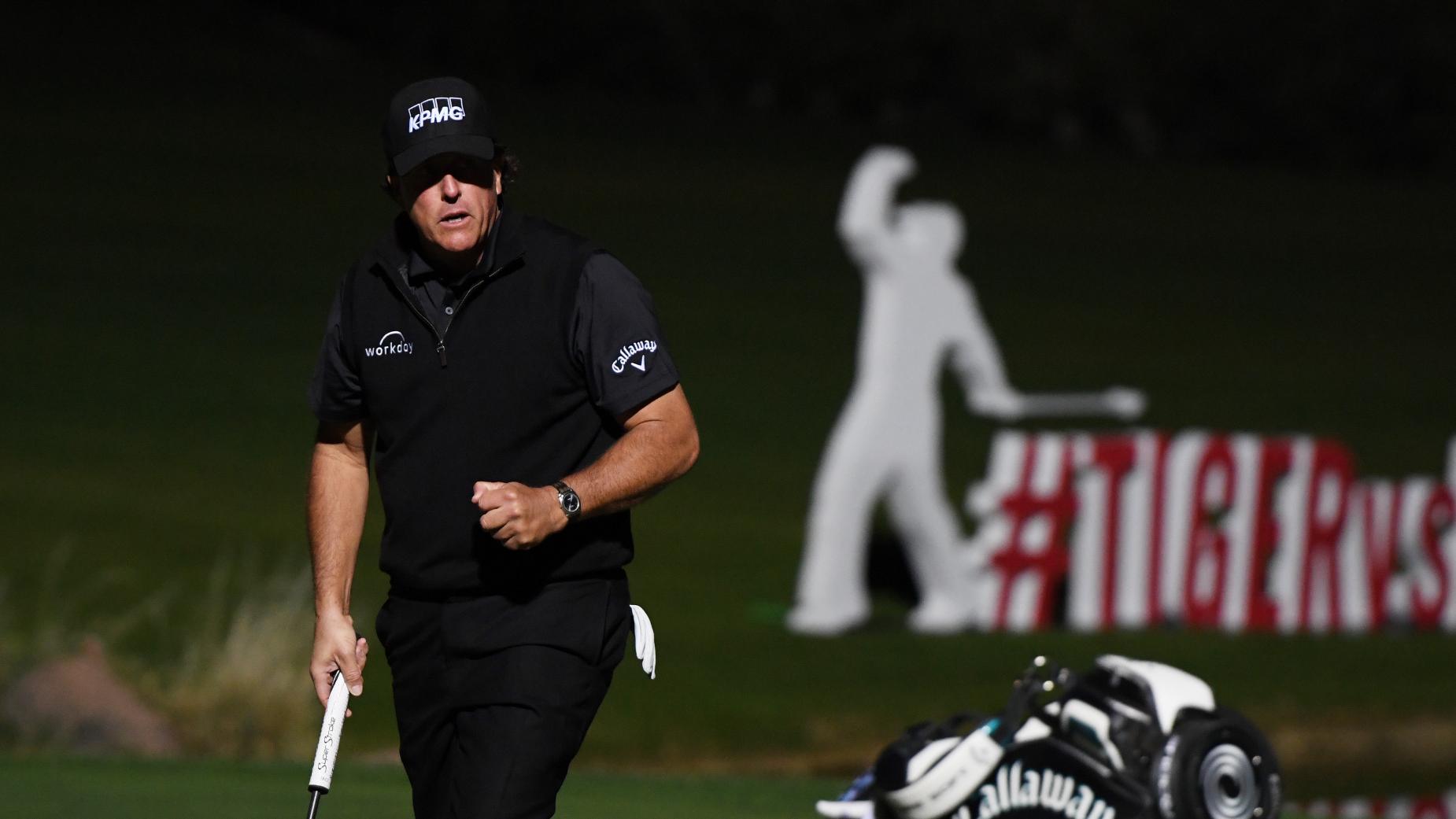 Phil Mickelson Beats Tiger Woods In The Match Wins 9 Million And