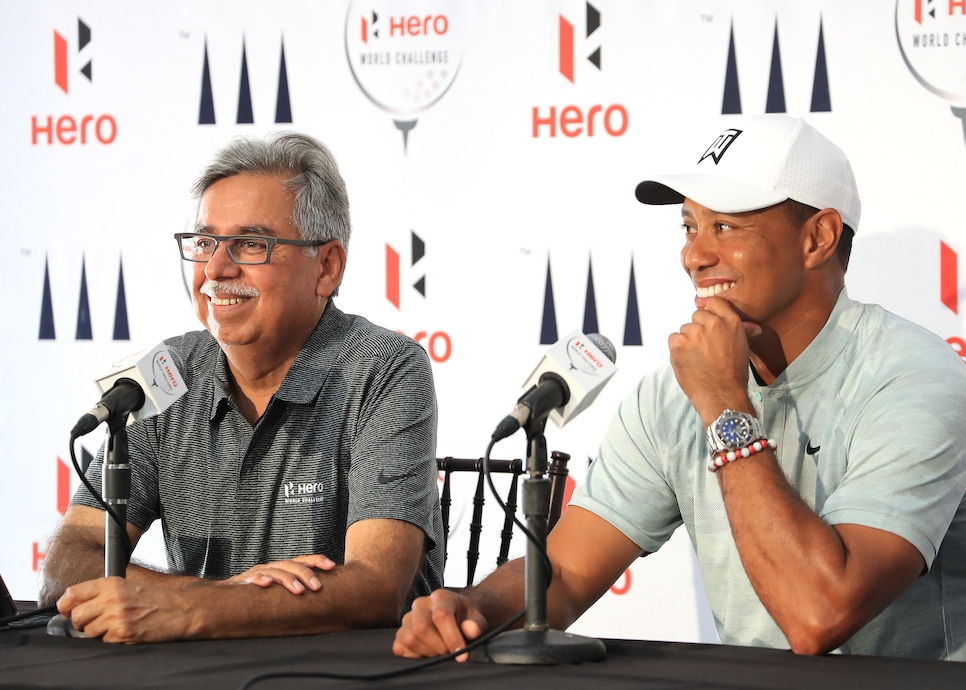 pawan-munjal-tiger-woods-hero-world-challenge-2018.jpg