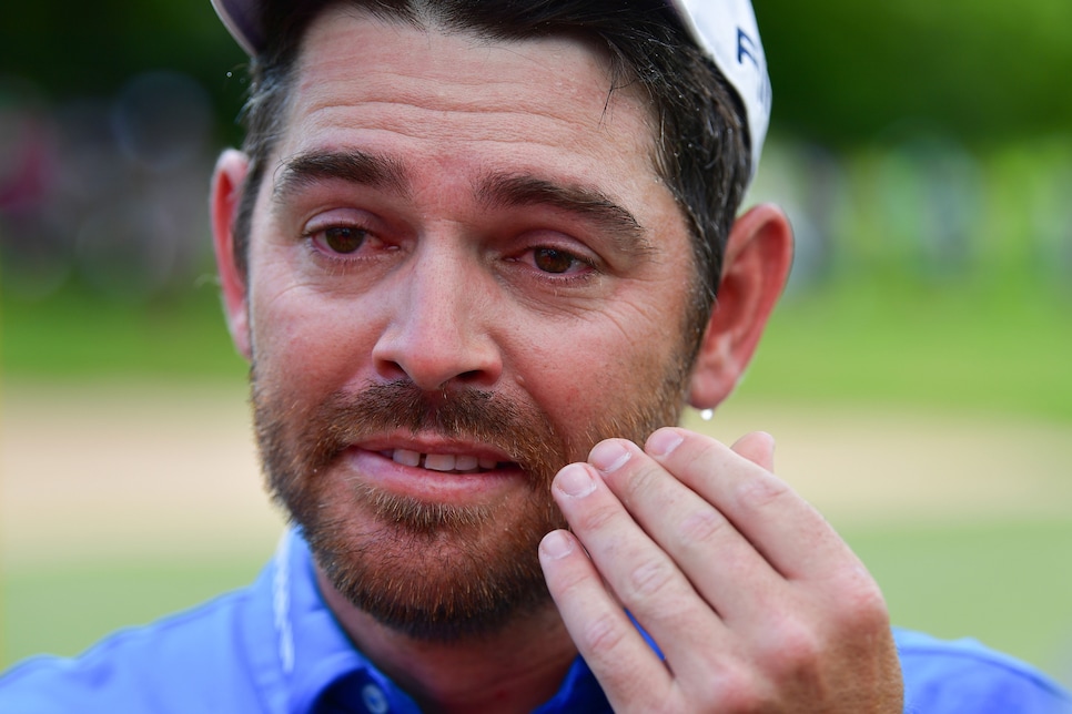 louis-oosthuizen-south-african-open-2018-sunday-crying.jpg