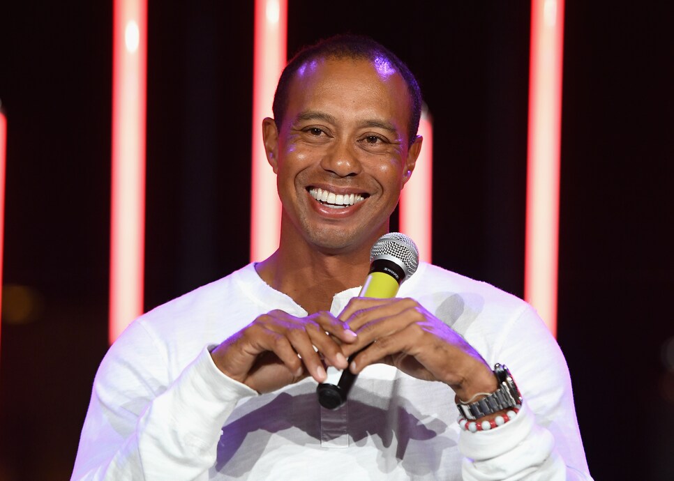 GOLFTV on X: Ever wondered why @TigerWoods wears tape on his middle finger  for every round?  / X