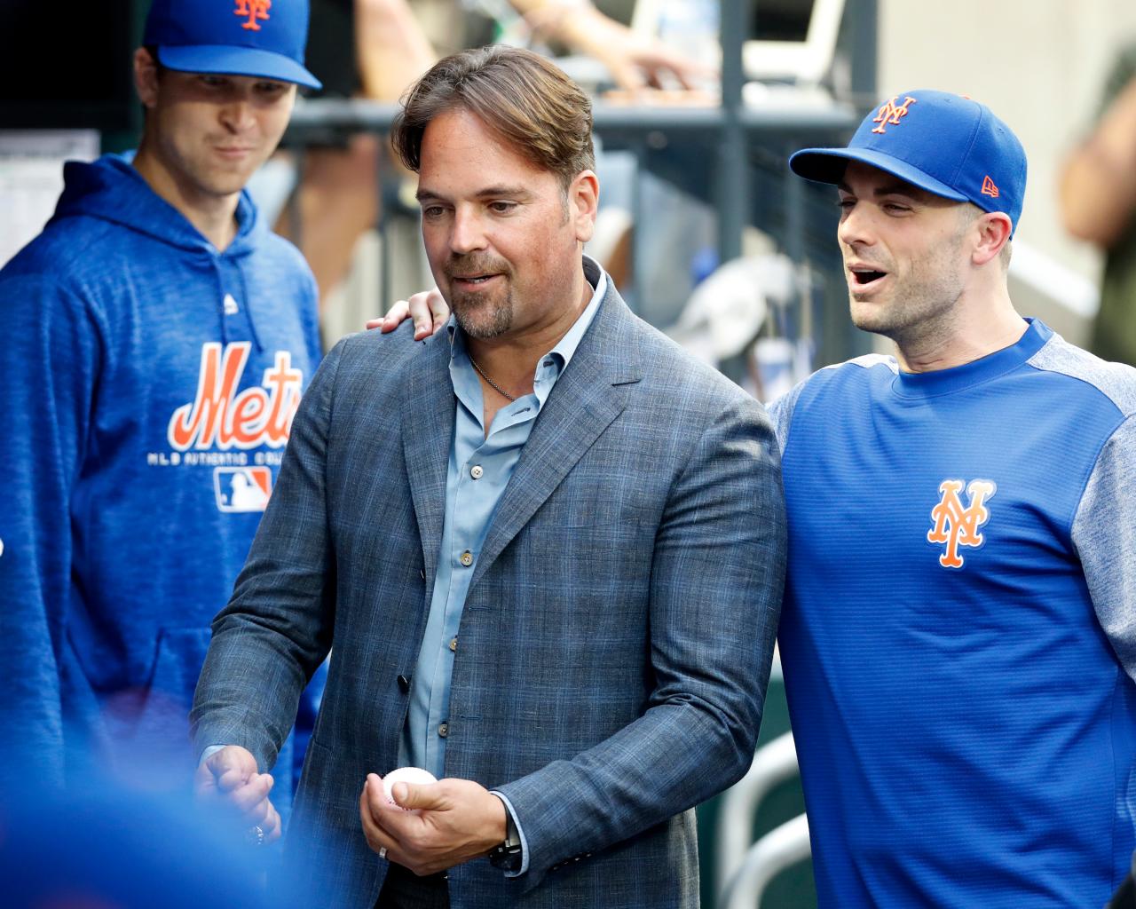 Report: Mike Piazza's family was unhappy to learn he had bought the  'Pittsburgh' of Italian soccer