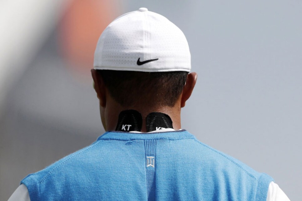 tiger-woods-kt-tape-british-open-2018.jpg