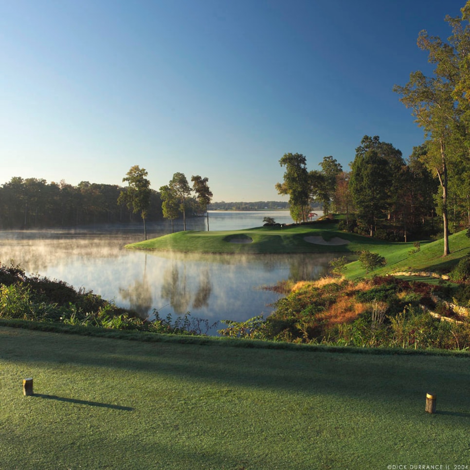 133 - Robert Trent Jones - 11th hole - Dick Durrance.jpg