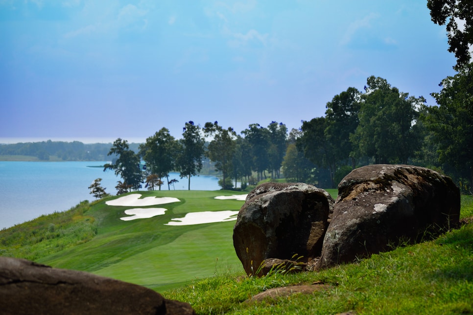 133 - Robert Trent Jones - 10th hole - Nicky McIlvaine.jpg