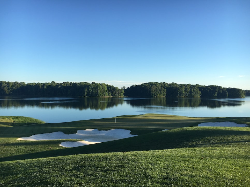 133 - Robert Trent Jones - 18th green - Ed MacMahon.JPG