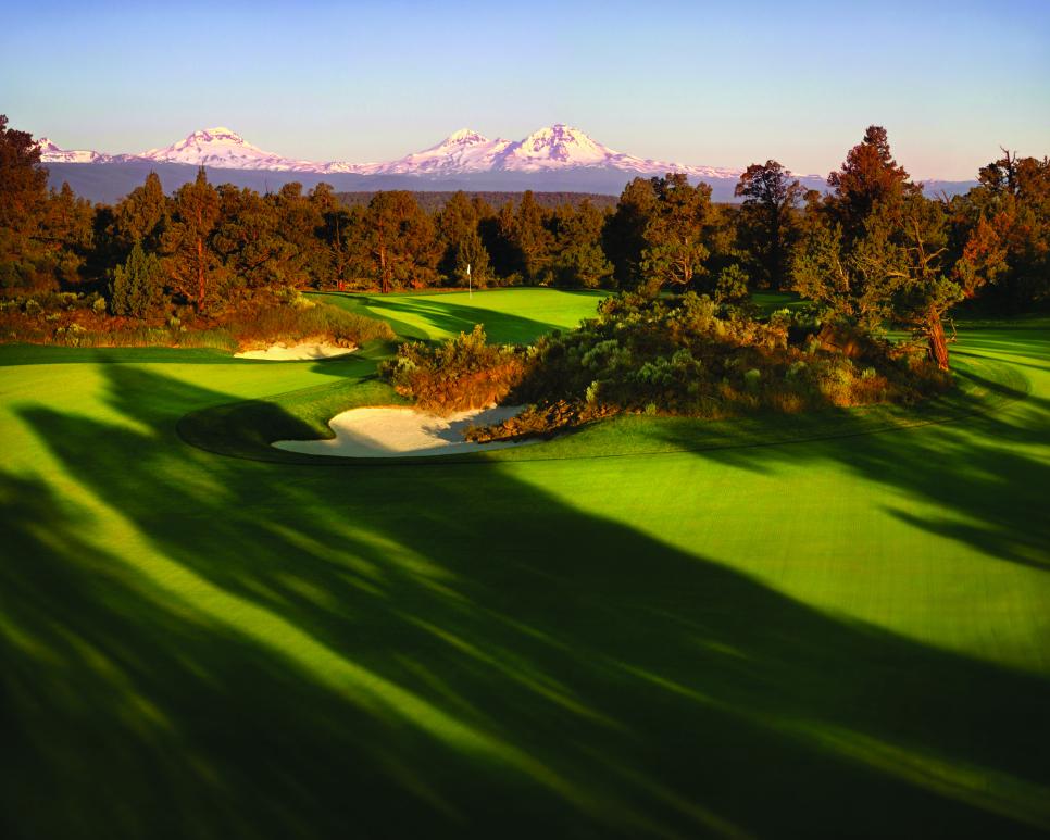 189 - Pronghorn Nicklaus - 15th hole - Courtesy of the club.jpg