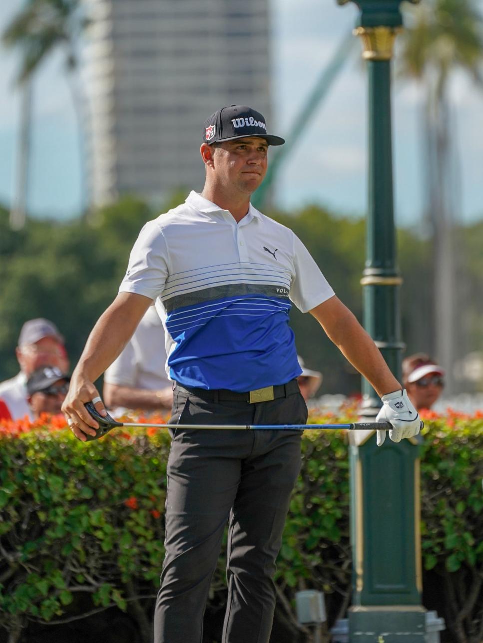 HONOLULU, HI - JANUARY 11: Gary Woodland watches his tee shot off the 1st hole during the second round of the Sony Open on January 11, 2019, at the Waialae Counrty Club in Honolulu, HI. (Photo by Darryl Oumi/Icon Sportswire via Getty Images)