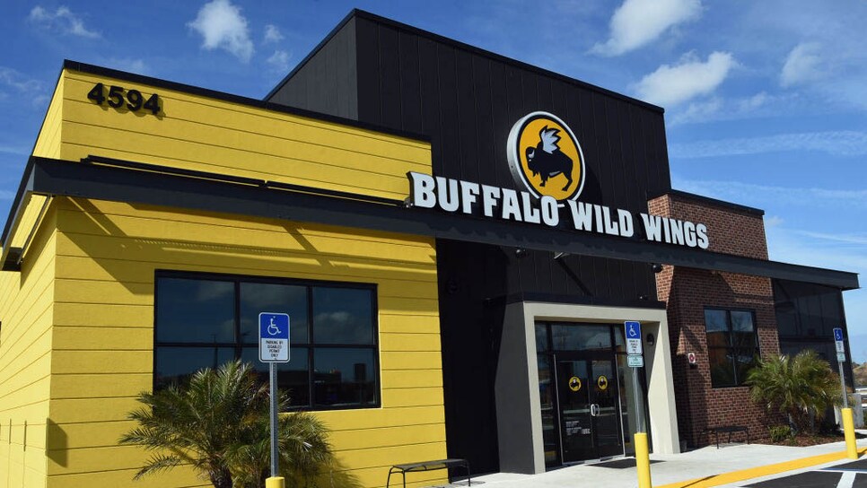 Buffalo Wild Wings Exterior In Jacksonville