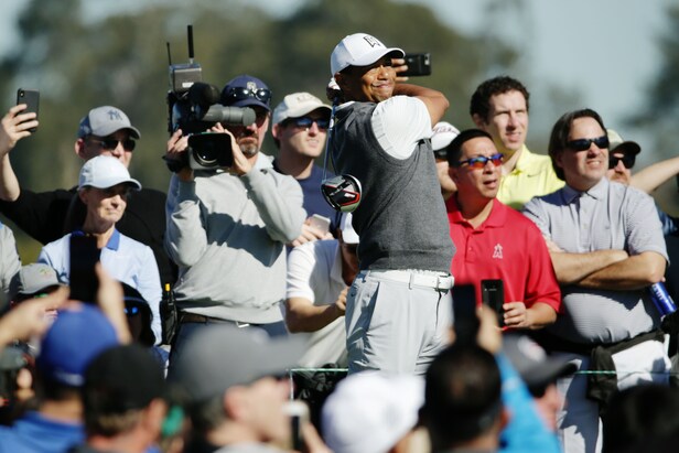 7 things you need to know (and see) from Tiger Woods' opening round at ...