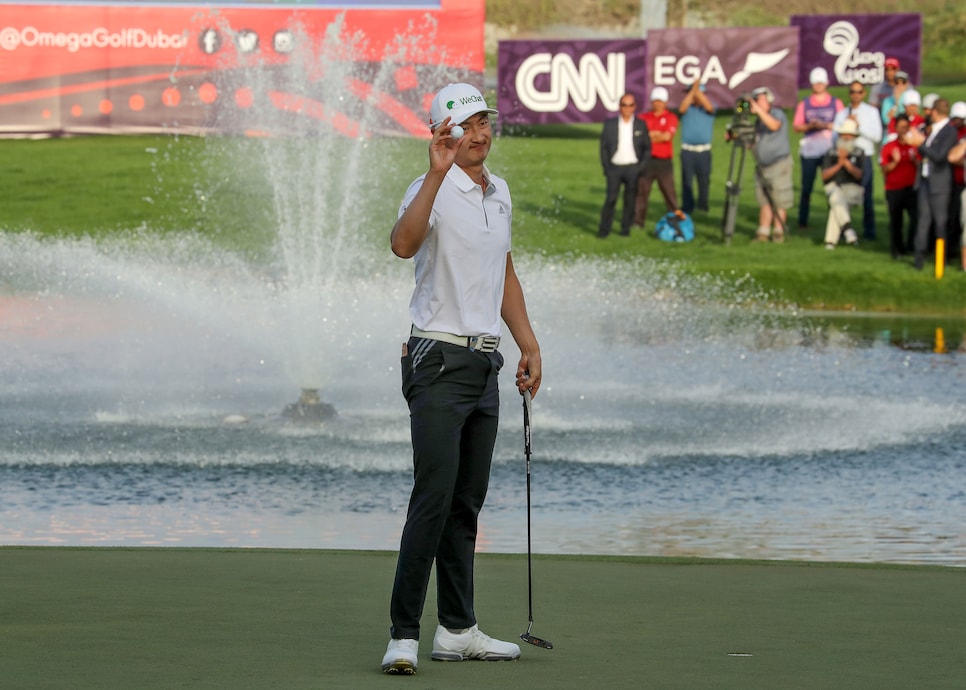 haotong-li-dubai-2019-sunday-final-putt.jpg