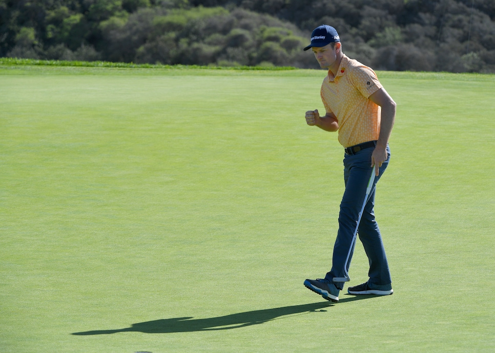 justin-rose-farmers-2019-sunday-putting-fist-pump-early.jpg