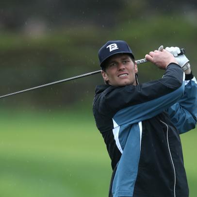 Tom Brady's college resume includes hilarious descriptions of jobs he held at two golf courses