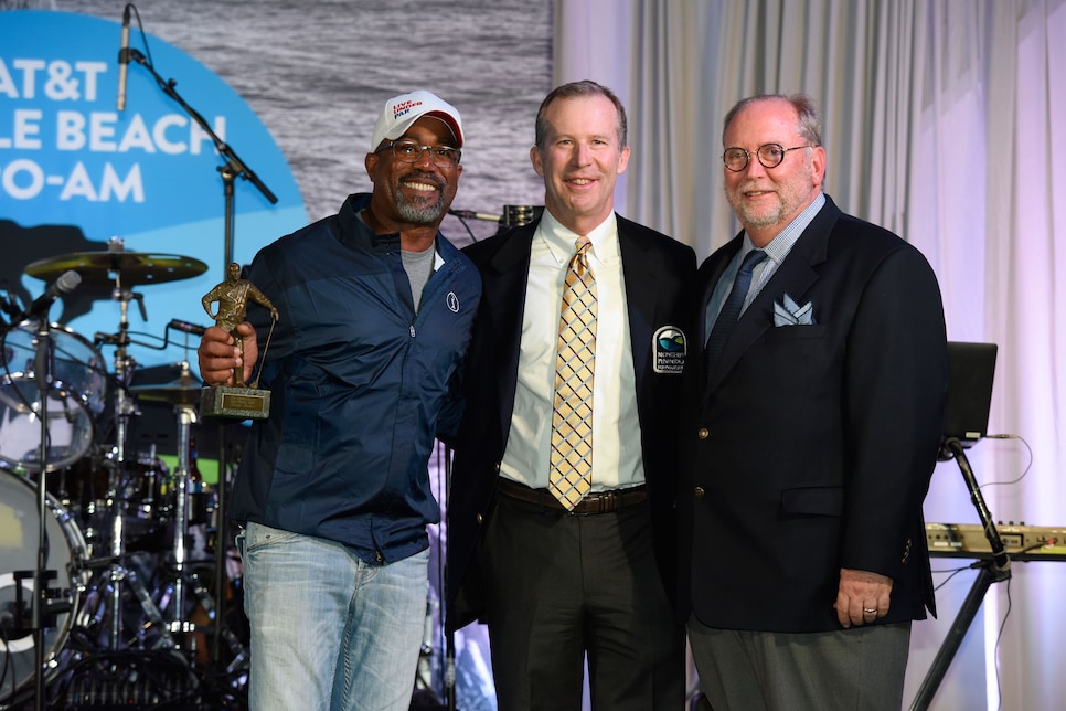 darius-rucker-doug-mackenzie-jerry-tarde-arnie-award-2019.jpg