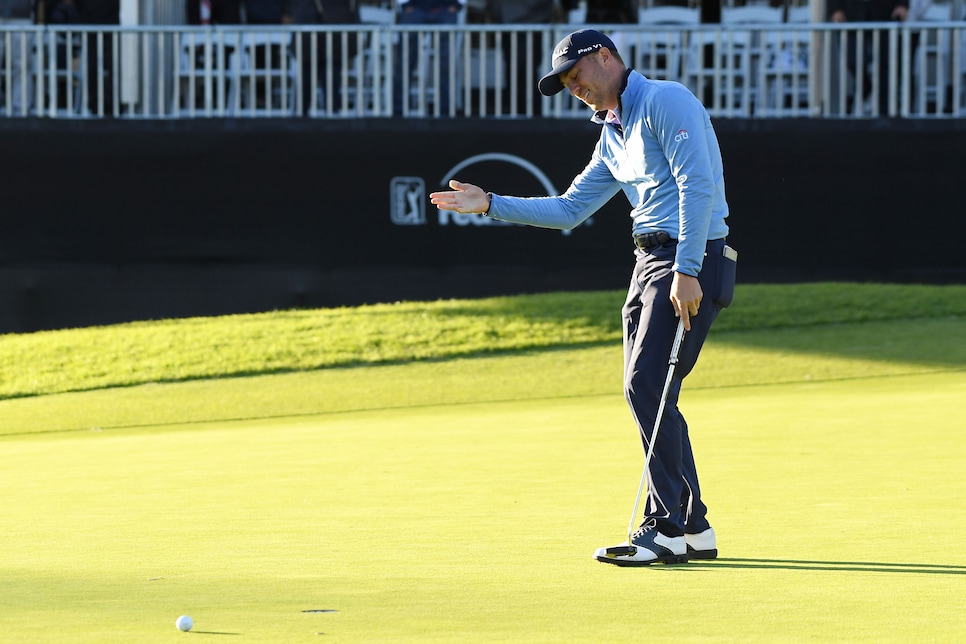 justin-thomas-genesis-open-2019-sunday-putting.jpg