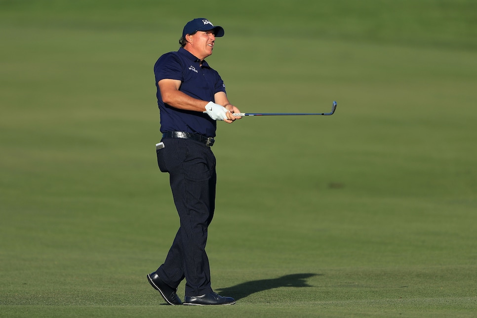 phil-mickelson-api-2019-friday-swinging.jpg