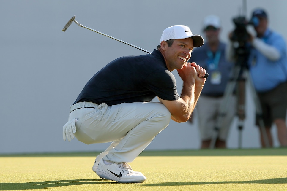 paul-casey-valspar-championship-2019-sunday-putting-crouch-miss.jpg