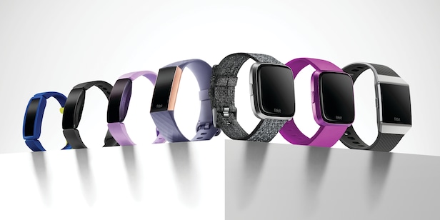 fitbit with golf yardage