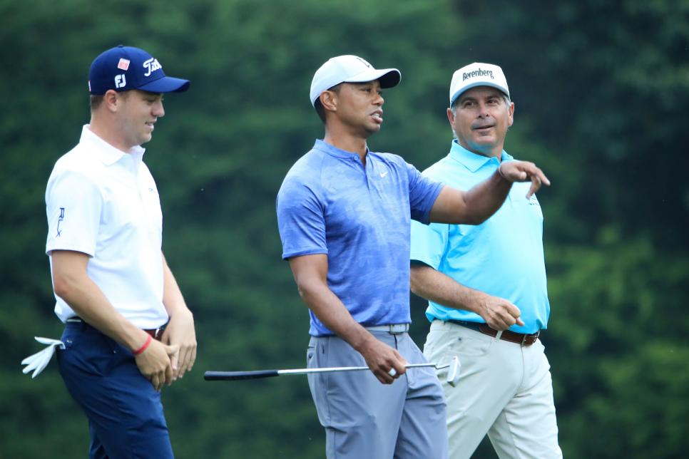 justin-thomas-tiger-woods-fred-couples-masters-2019-monday-practice.jpg