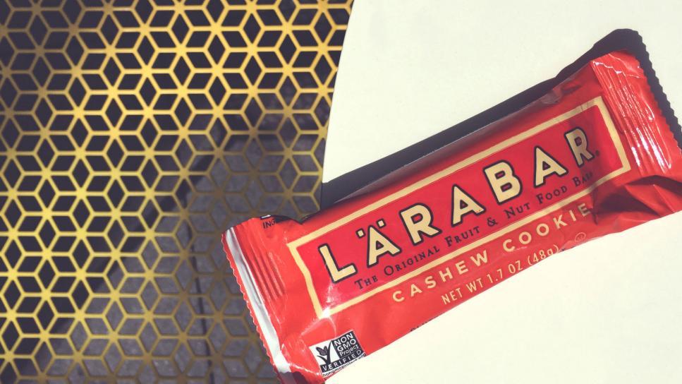 editors-choice-2019-larabar-cashew-cookie.jpg