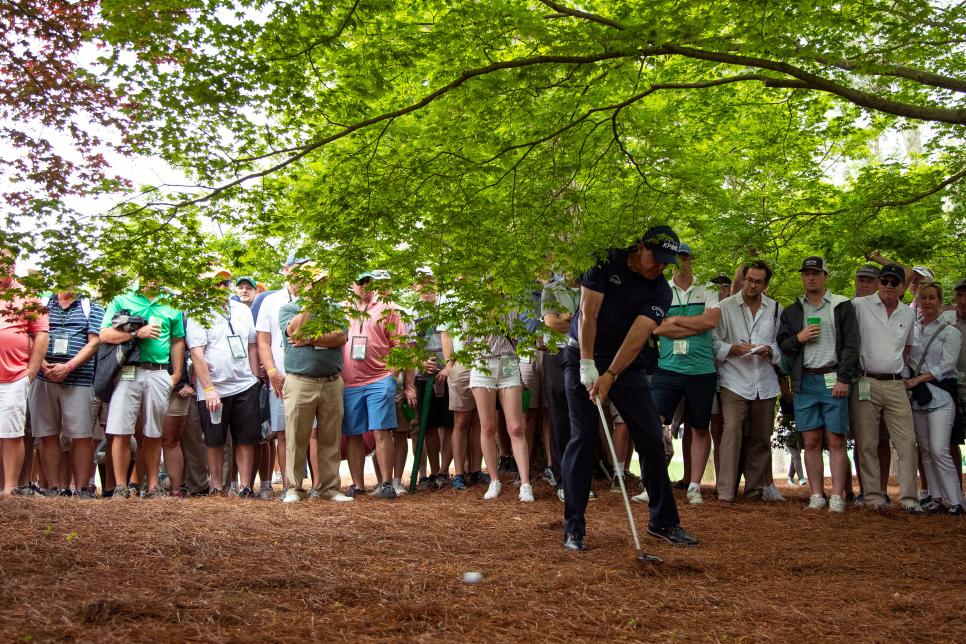 phil-mickelson-masters-2019-friday-from-trees.jpg