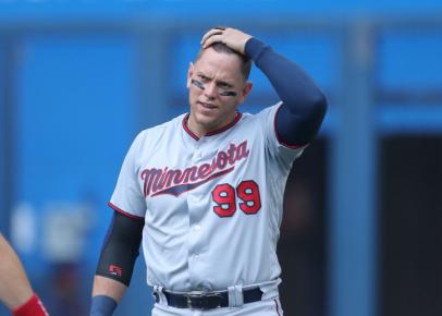 Dear Yankees fans who know how to read: STOP THROWING BEER AT PEOPLE, This  is the Loop