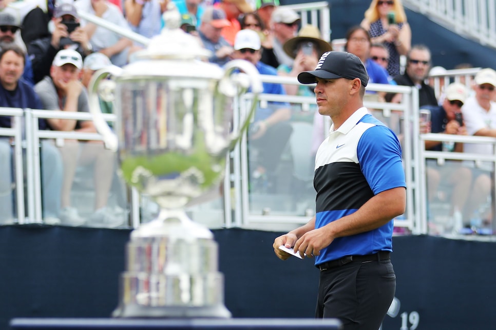 brooks-koepka-pga-championship-2019-sunday-trophy-start-of-round.jpg