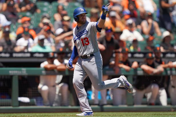 Dodgers Max Muncy OWNS the SF Giants 🌊🔥 He blasted home run number 23 vs  San Francisco today🌊🔥 😜 