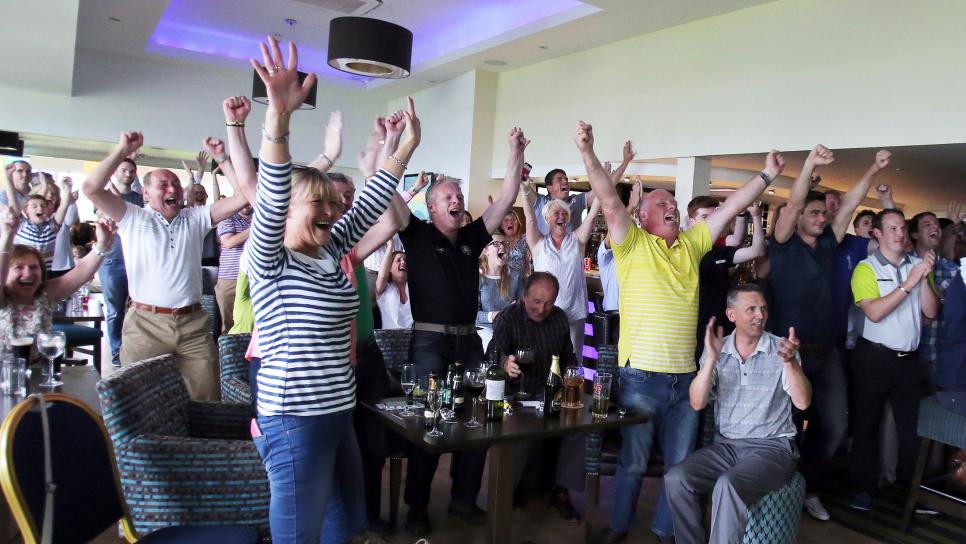 holywood-golf-club-celebrating-2014-british-open-win.jpg