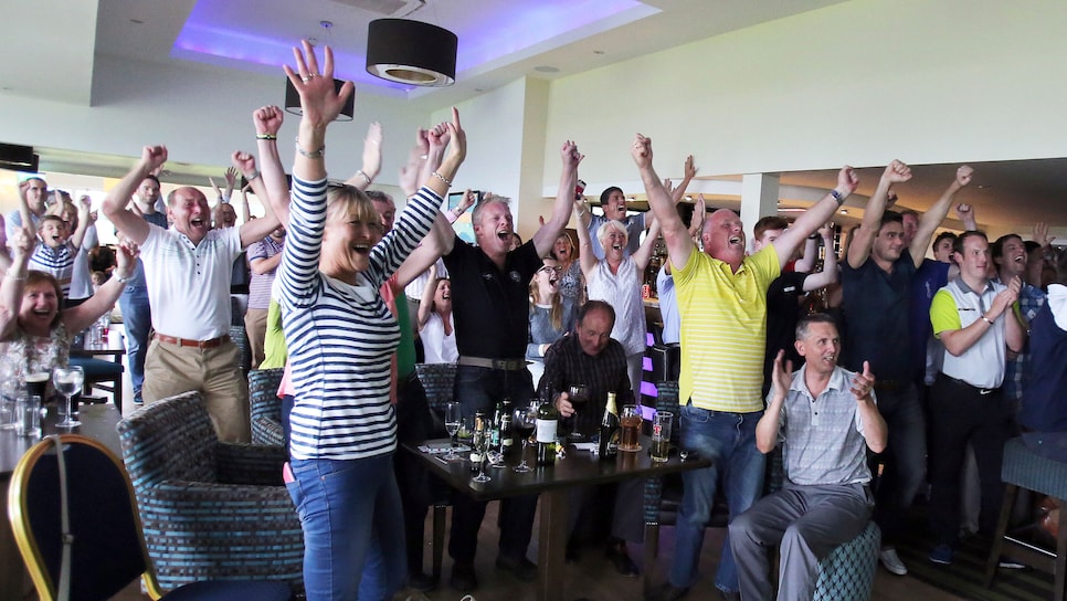 holywood-golf-club-celebrating-2014-british-open-win.jpg