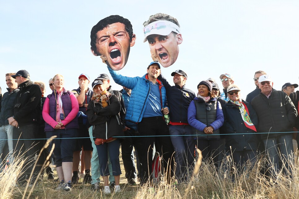 fans-ryder-cup-2018-mcilroy-poulter-heads