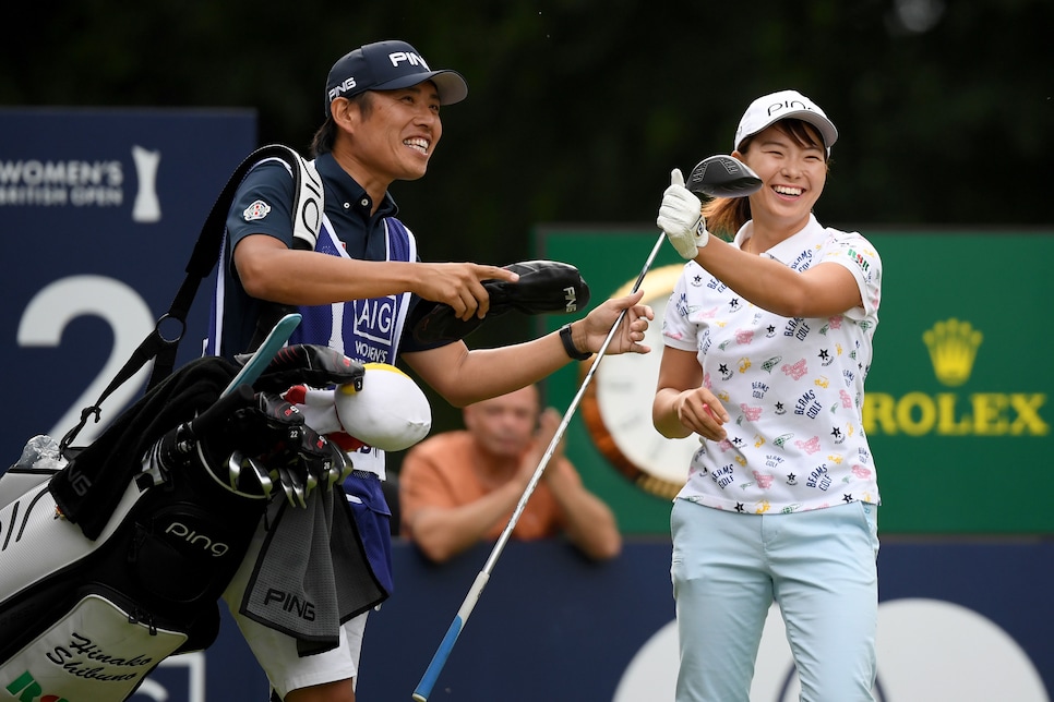 hinako-shibuno-caddie-womens-british-open-2019-sunday.jpg