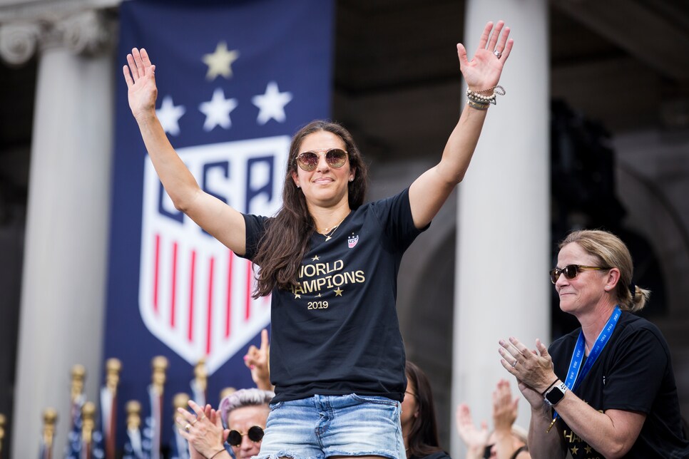 Carli Lloyd received offer to kick in NFL preseason game, trainer says, NFL