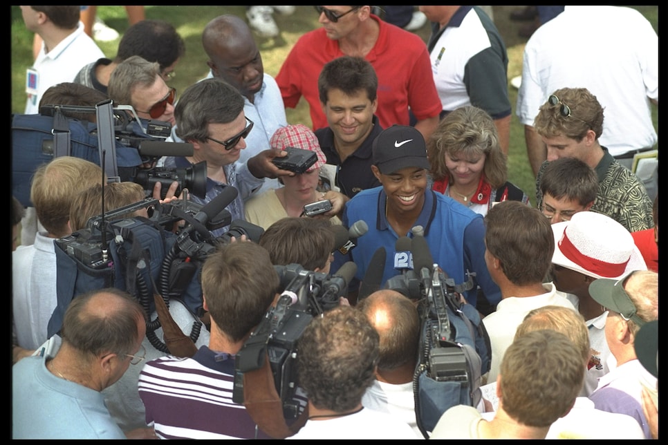 tiger-woods-media-scrum-greater-milwaukee-open-1996.jpg